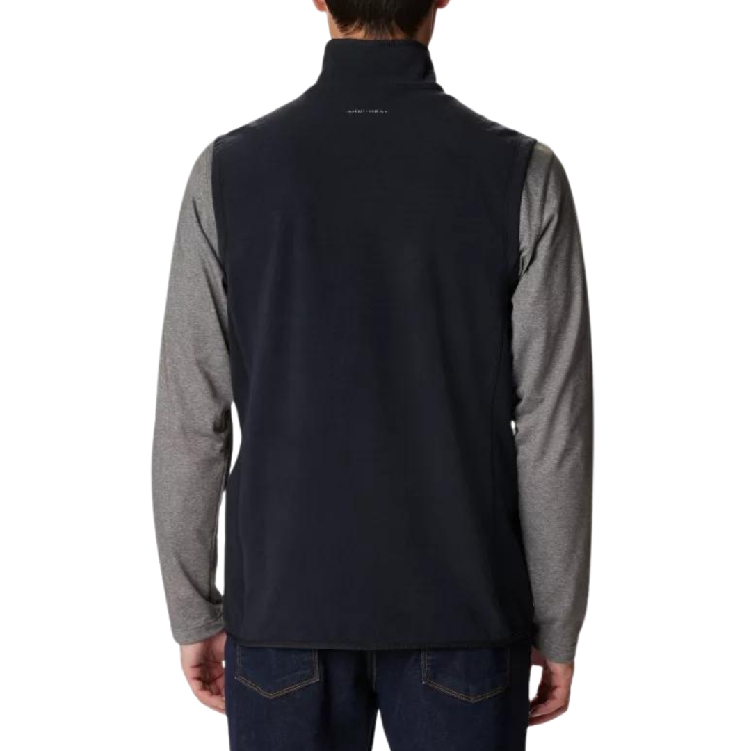 VESTE SANS MANCHES ISOLANTE COLUMBIA OUTDOOR TRACKS POUR HOMME couleur 010-black vu de la veste noire portée par un homme vu de la tête aux cuisses de dos