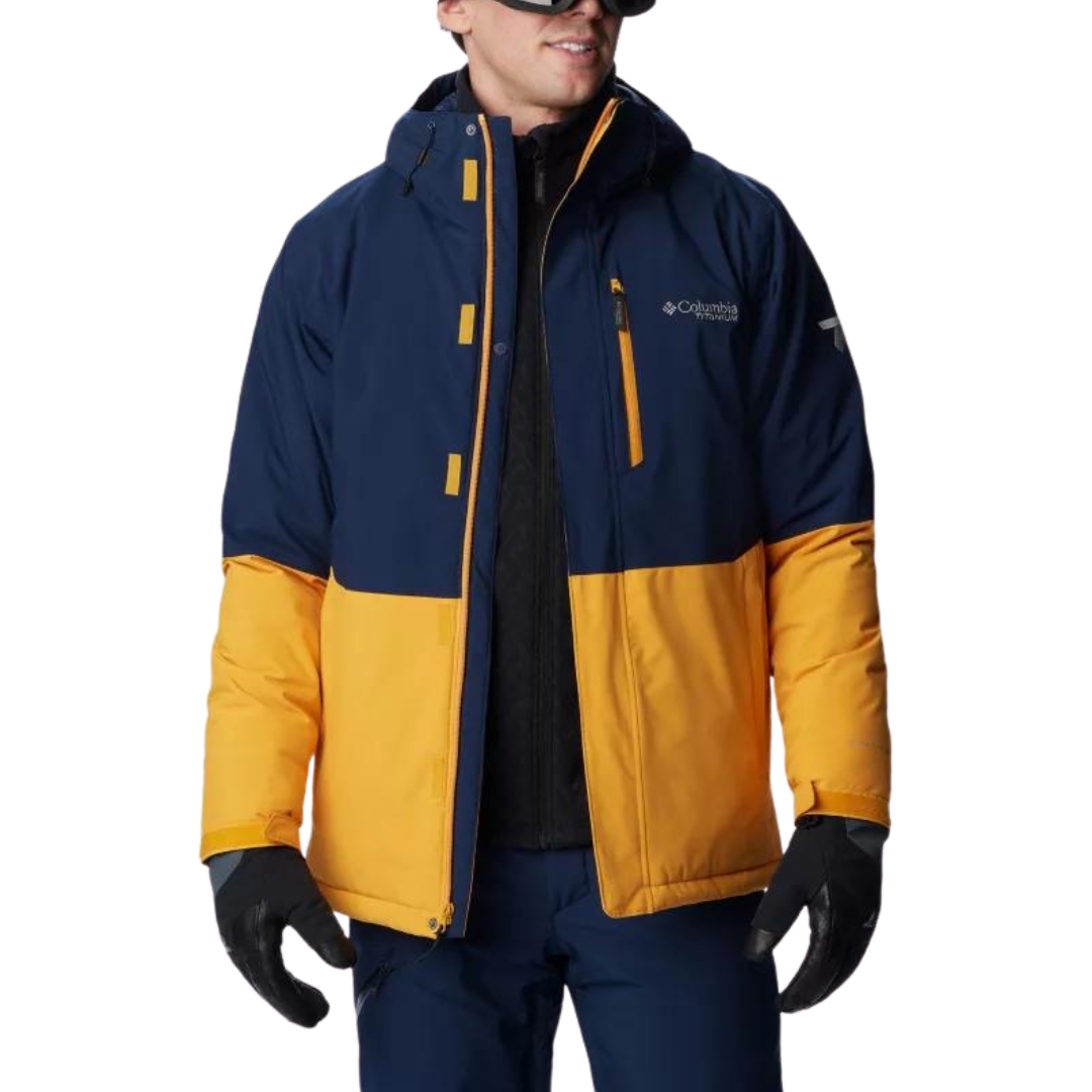 MANTEAU DE SKI ALPIN COLUMBIA WINTER DISTRICT II POUR HOMME couleur 756-RAW HONEY/COLLEGIATE navy vu du manteau bleu marin foncé et jaune ocre porté par un homme vu de la tête aux cuisses de face manteau ouvert