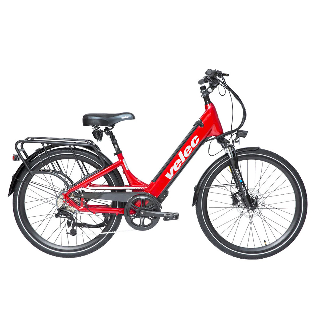 Un vélo hybride électrique VELEC R48, doté d'un cadre à enjambement bas rouge, d'une selle noire, d'un porte-bagages arrière et de roues noires, est représenté de profil sur un fond blanc.